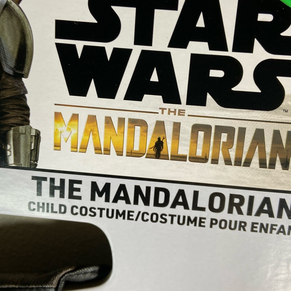 Jazwares STAR WARS Deluxe Mandalorian Halloween Costume Boy’s Size Small 5/6 - Picture 11 of 11
